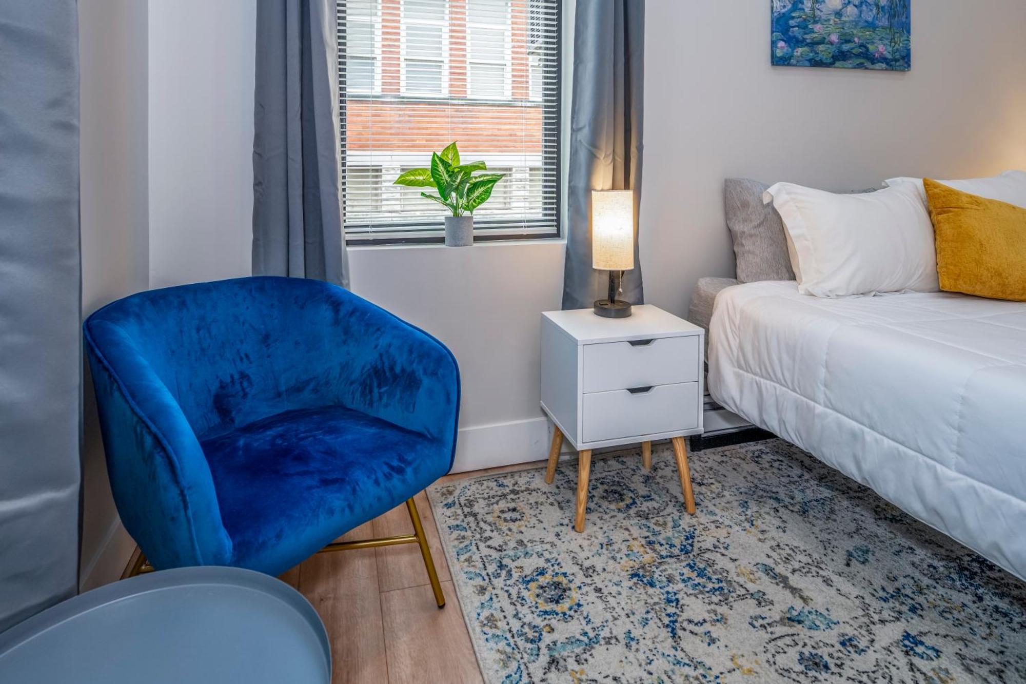 Prime Otr, 3 Lux Queen Beds, Two 55In Tvs, Steps To Tql, Findlay Market, Light Rail, Fast Wifi Cincinnati Exterior photo